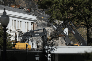 Trump To Demolish White House And Build ‘Gold House’ Instead