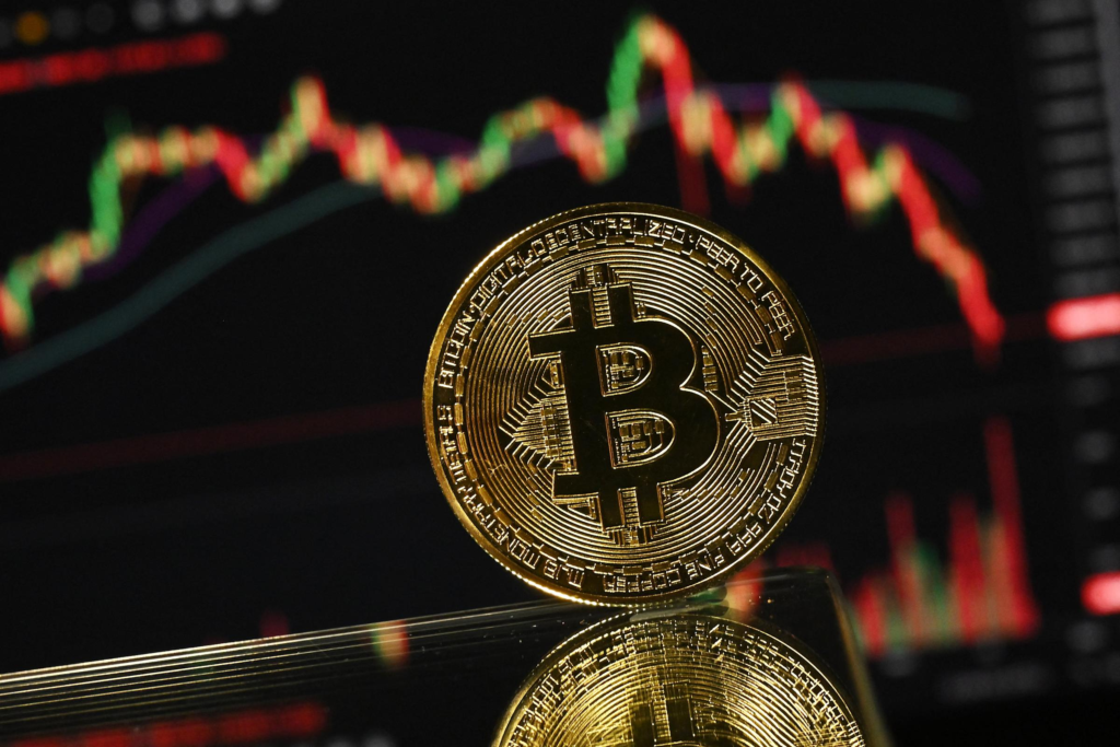 Bitcoin Is Moving Beat For Beat The Same As 2022, TA Chads Are Calling For A Big Crash