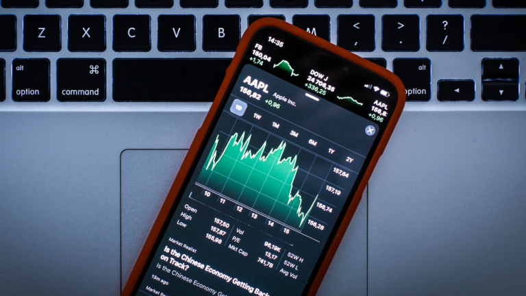 SEC Just Eliminated $25,000 Day Trading Minimum And It Changes Everything